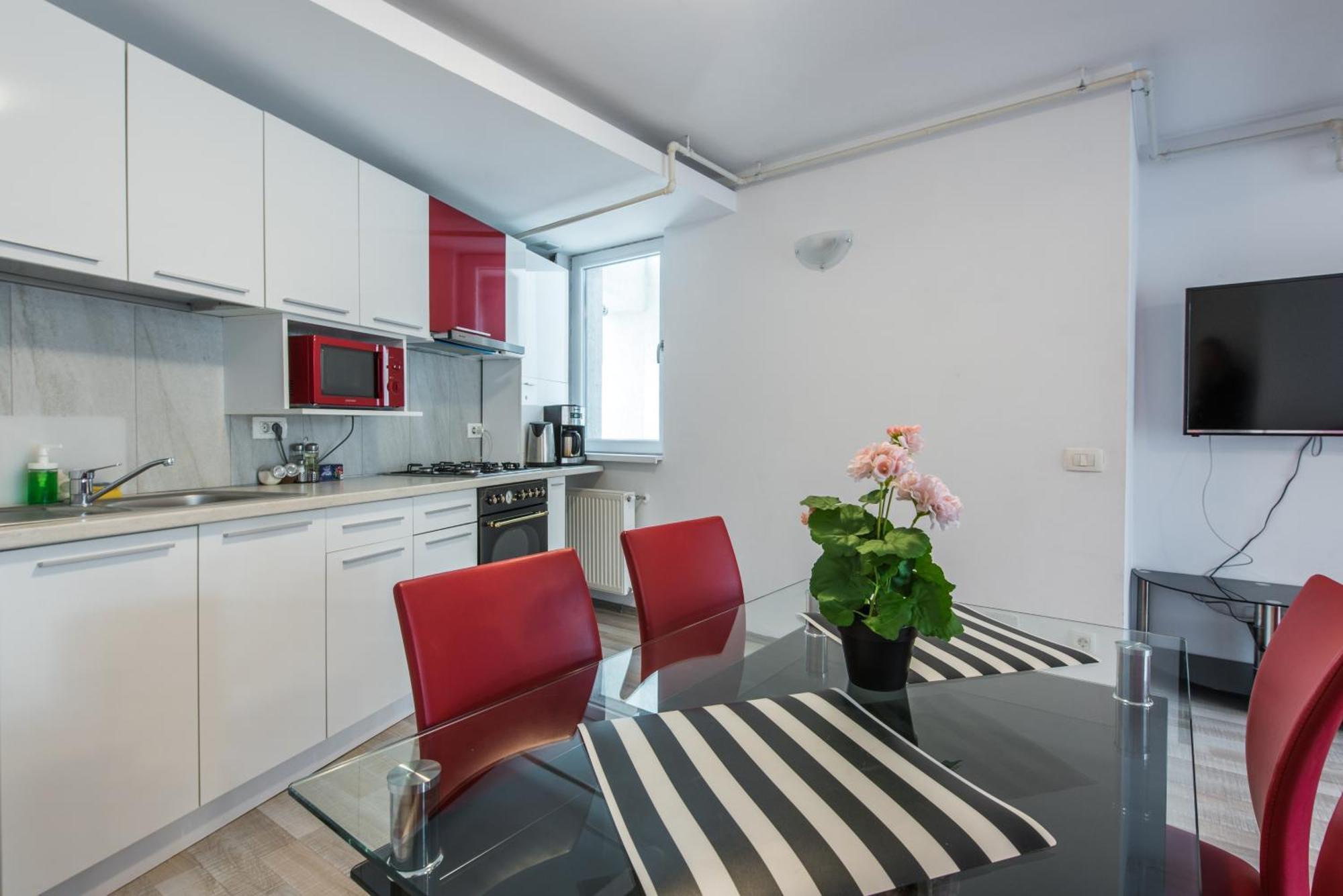 Bucharest Central Apartments - Shabbat Friendly Exterior foto